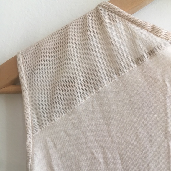 BCBGMaxazria Dafina Top in Tapioca / Oatmeal Blush sz S - with Geometric Tulle - Picture 6 of 6